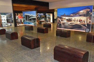 ParkShopping Mogi Mirim recebe exposição "Curvas na Arquitetura Brasileira"