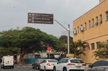 Mogi Mirim come&ccedil;a instala&ccedil;&atilde;o de placas de sinaliza&ccedil;&atilde;o tur&iacute;stica da cidade