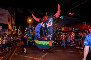 Com Bloco da Vaca, Banda Louca e shows, Carnartur 2025 come&ccedil;a nesta sexta