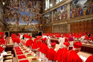 Morte de Francisco inicia período de "Sede Vacante"; conclave definirá novo papa