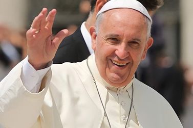 Papa Francisco morre aos 88 anos e deixa legado de simplicidade e humanismo
