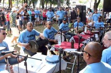 Fim do &lsquo;Domingo do Samba&rsquo; gera cobran&ccedil;a; Prefeitura promete novo projeto