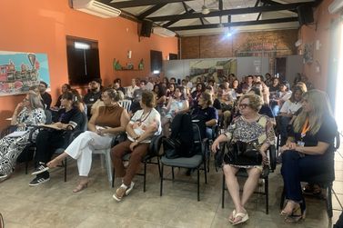Escolas discutem prote&ccedil;&atilde;o de alunos no ambiente digital