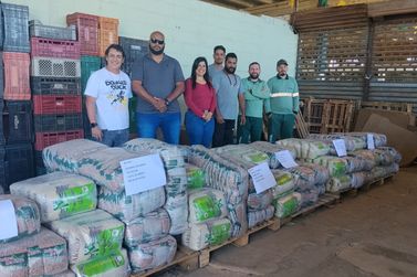 Banco de Alimentos recebe 450 kg de arroz e feij&atilde;o agroecol&oacute;gicos
