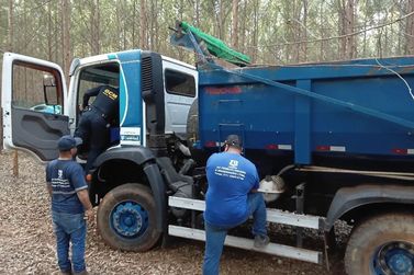 Caminh&atilde;o furtado em Campinas &eacute; localizado pela GCM na SP-340 em Mogi Mirim