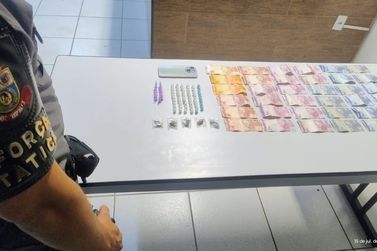 &nbsp;PM prende suspeito por tr&aacute;fico de drogas no Jardim Santa Cec&iacute;lia