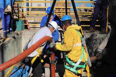 Saae realiza limpeza preventiva em esta&ccedil;&atilde;o de esgoto de Martim Francisco