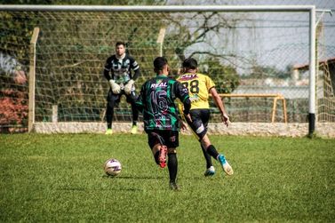 &nbsp;Atl&eacute;tico Mogi lidera Copa Constel e Flamboyant mant&eacute;m press&atilde;o a um ponto