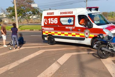 Motociclista &eacute; atingido por caminhonete na Nagib Chaib e fica ferido