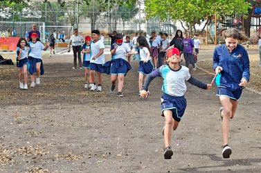AFA re&uacute;ne 800 estudantes em manh&atilde; de esporte e inclus&atilde;o em Mogi Gua&ccedil;u