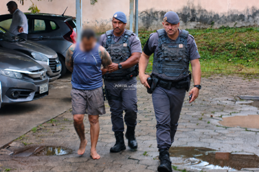 Procurado por roubo tenta fugir pelos telhados e &eacute; capturado pela For&ccedil;a T&aacute;tica 