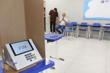 Absten&ccedil;&atilde;o cai em Mogi Mirim e 13,5 mil eleitores n&atilde;o votaram; brancos e nulos diminuiram