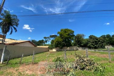 Terreno &agrave; venda - 10m&sup2; - Centro