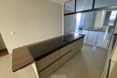 Casa &agrave; venda - 230m&sup2; - Centro