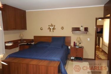 Casa &agrave; venda - 335m&sup2; - Centro