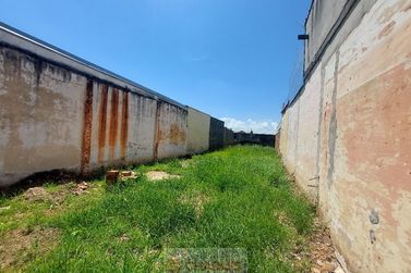 Terreno &agrave; venda - 10m&sup2; - Centro