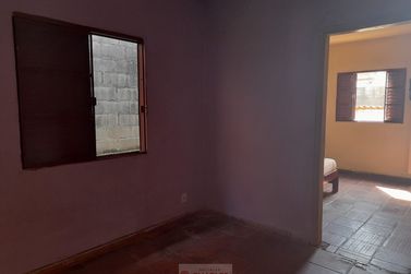 Casa &agrave; venda - 111m&sup2; - Centro