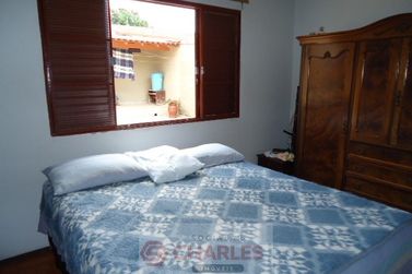 Casa &agrave; venda - 220m&sup2; - Centro