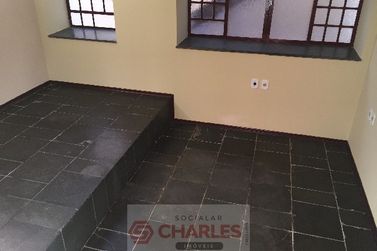 Casa &agrave; venda - 300m&sup2; - Centro