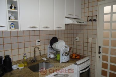 Casa &agrave; venda - 130m&sup2; - Centro