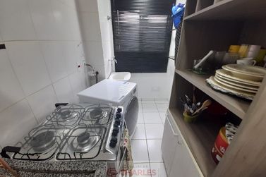 Apartamento para alugar - 46m&sup2; - Centro