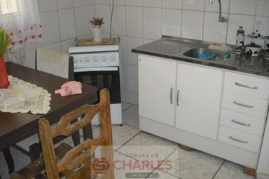 Casa &agrave; venda - 100m&sup2; - Centro