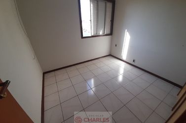 Apartamento para alugar - 48m&sup2; - Centro