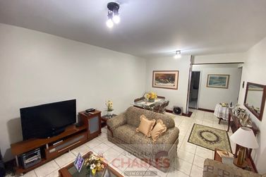 Apartamento &agrave; venda - 120m&sup2; - Centro