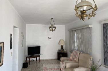 Casa &agrave; venda - 204m&sup2; - Centro