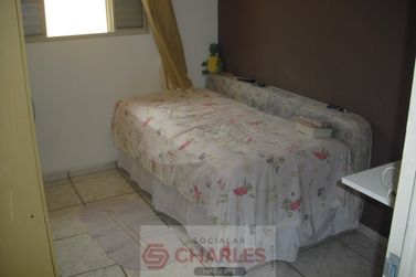 Casa &agrave; venda - 100m&sup2; - Centro
