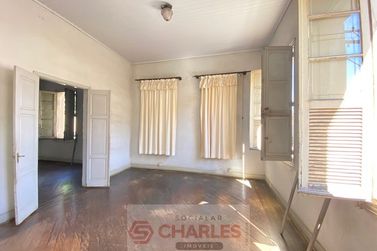 Casa para alugar - 336m&sup2; - Centro