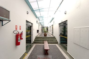 Sal&atilde;o Comercial para alugar - 40m&sup2; - Centro