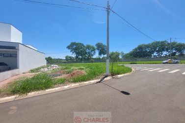 Terreno &agrave; venda - 10m&sup2; - Centro