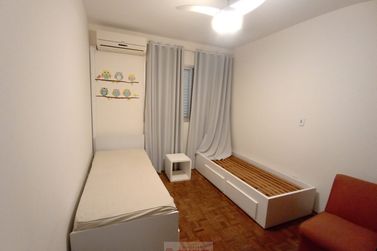 Apartamento para alugar - 130m&sup2; - Centro