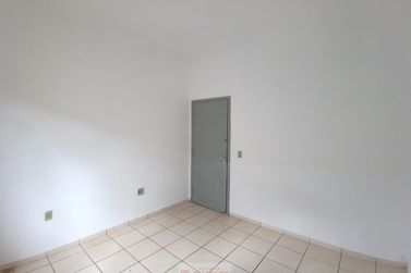 Casa para alugar - 107m&sup2; - Centro