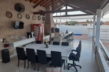 Casa &agrave; venda - 176m&sup2; - Centro