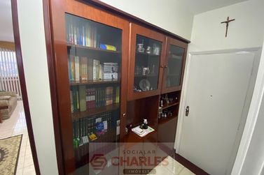Apartamento &agrave; venda - 120m&sup2; - Centro