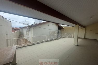Casa para alugar - 231m&sup2; - Centro