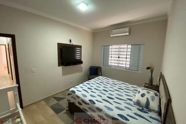 Casa &agrave; venda - 180m&sup2; - Centro