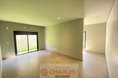 Casa &agrave; venda - 300m&sup2; - Centro