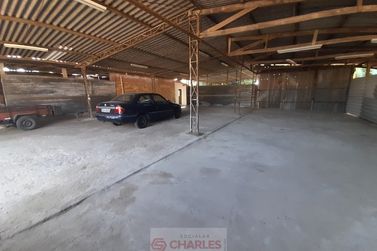 Sal&atilde;o Comercial para alugar - 300m&sup2; - Centro