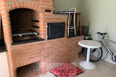 Casa &agrave; venda - 220m&sup2; - Centro