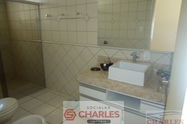 Casa &agrave; venda - 208m&sup2; - Centro