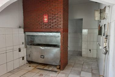 Sala Comercial &agrave; venda - 362m&sup2; - Centro