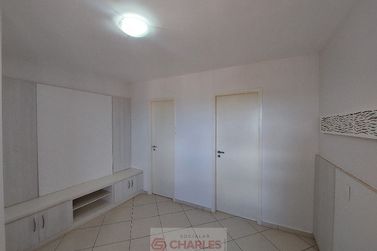 Apartamento para alugar - 104m&sup2; - Centro