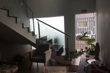 Sala Comercial &agrave; venda - 160m&sup2; - Centro