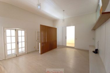 Casa para alugar - 600m&sup2; - Centro