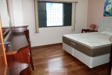 Casa &agrave; venda - 224m&sup2; - Centro