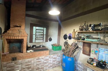 S&iacute;tio &agrave; venda - 10m&sup2; - Centro