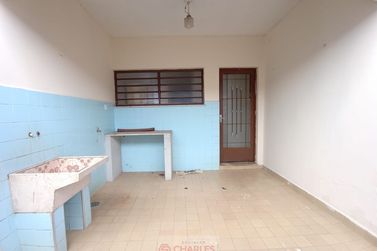 Casa para alugar - 217m&sup2; - Centro
